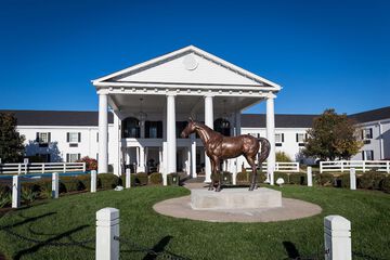 The Campbell House Lexington Curio Collection by Hilton
