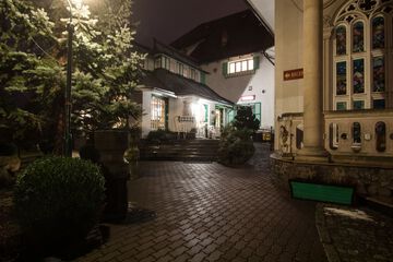 Front of property - evening/night