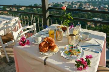 Breakfast meal