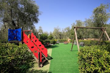 Children's play area - outdoor