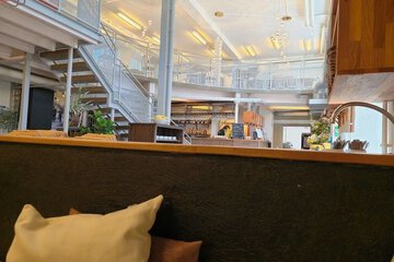 Food court