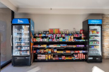 Snack bar