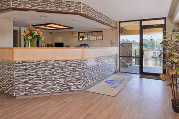 Hotel Interior 11 of 33