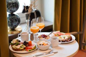 Breakfast meal