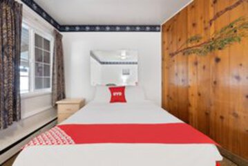 Room 203 of 212
