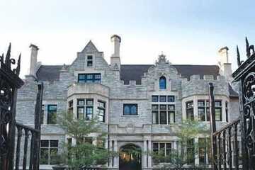 Mansions on Fifth Hotel