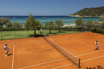 Tennis court