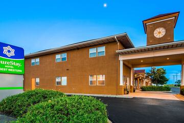 SureStay Hotel by Best Western Ottawa