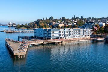 Silver Cloud Inn-Tacoma Waterfront