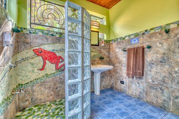 Bathroom shower