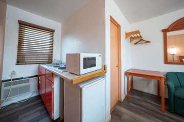 Private kitchenette