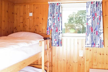 guest_rooms