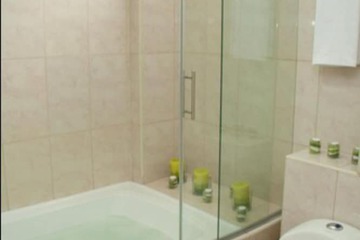 Bathroom shower
