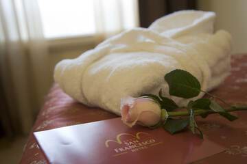 Room amenity