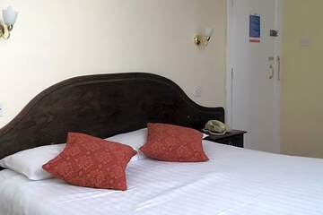 Photo 33