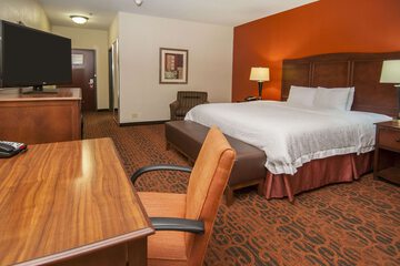Room 28 of 40