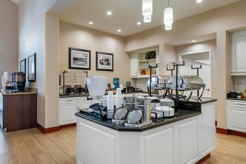 Breakfast/Coffee Service 40 of 45