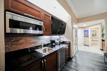 Private kitchenette