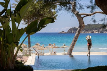 Infinity pool