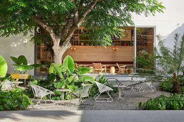 Cafe