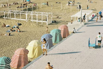 Surfing/boogie boarding
