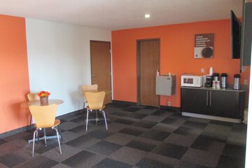 Breakfast/Coffee Service 37 of 38