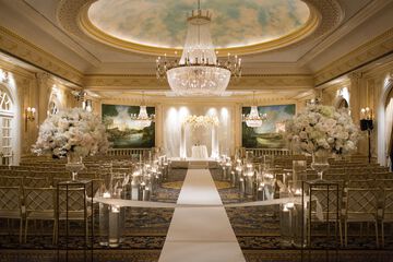 Ballroom/Hall 156 of 162