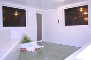 Steam room