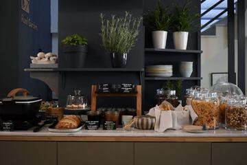 Breakfast buffet
