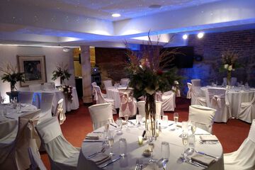 Ballroom/Hall 99 of 101