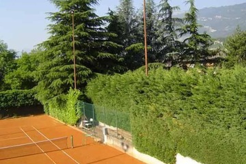 Tennis court