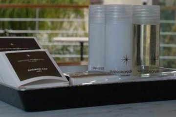 Bathroom amenities
