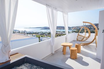 Private spa tub