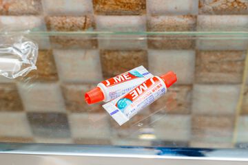 Bathroom amenities