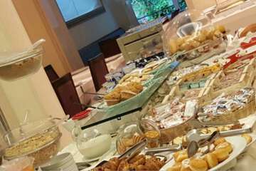 Breakfast buffet