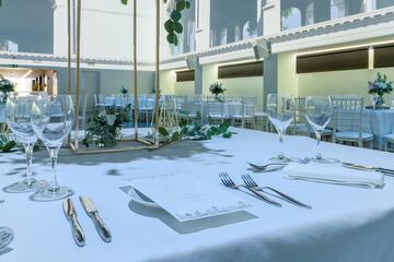 Banquet hall