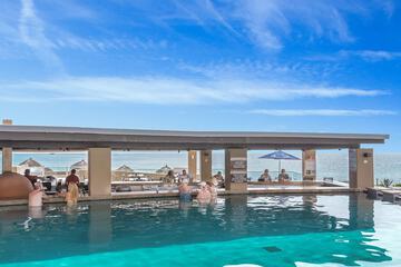 Poolside bar
