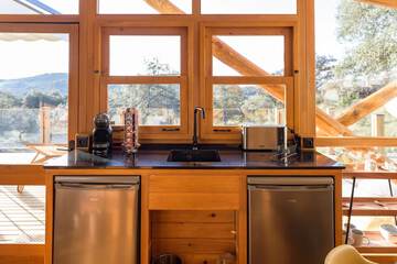 Private kitchenette