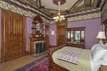 Room 51 of 78
