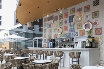 Poolside bar