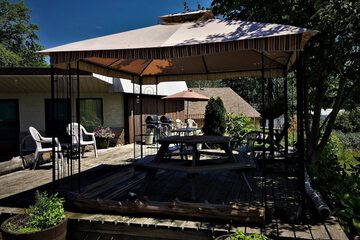 BBQ/picnic area