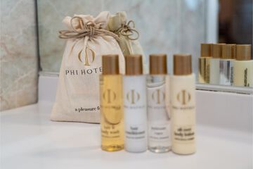 Bathroom amenities