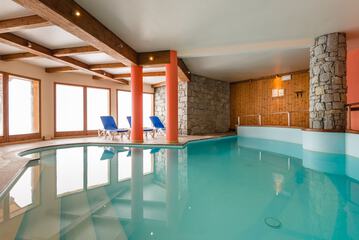 swimming pool spa