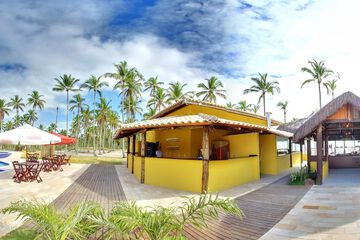 Poolside bar