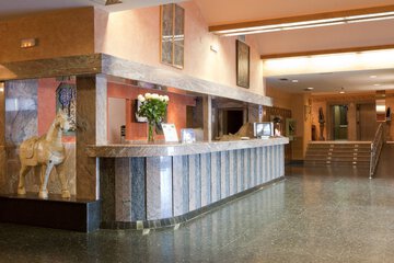 Concierge desk