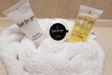 Bathroom amenities