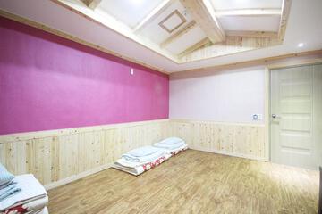 Photo 36