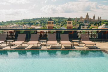 Rooftop pool