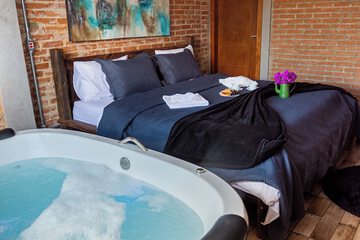 Private spa tub