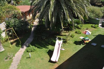 Children's play area - outdoor